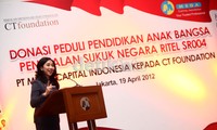 Mega Capital menyisihkan sebagian imbalan jasa yang diperoleh dari penjualan sukuk negara ritel SR004 untuk bantu dunia pendidikan