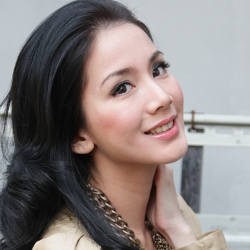 Jill Gladys Cari Suami untuk Teman Berbagi