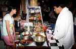 Giliran Cawagub Nono Sampono Makan di Warteg