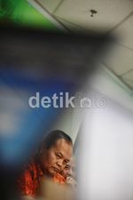 Cara Hidayat Nur Wahid Atasi Macet Jakarta