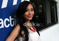 Rini mengaku dirinya sudah punya pacar. Gus Mun/detikcom.