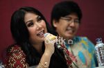 Titi DJ Siap Ramaikan Konser Denny Malik