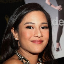 Dian Sastro: Wanita Harus Pintar
