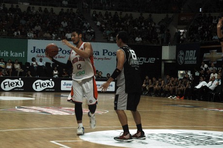 Pelita Buka Babak Championship dengan Kemenangan