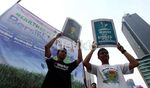 Ayo Bersihkan Bundaran HI dari Sampah