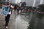 Ayo Bersihkan Bundaran HI dari Sampah