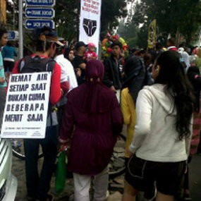 Sejumlah Komunitas Peringati Hari Bumi di CFD Dago