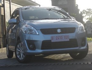 Ertiga Dites Sampai ke Gunung Berketinggian 4.300 Meter