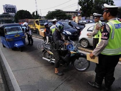 Korupsi Massal di Jalanan Jakarta