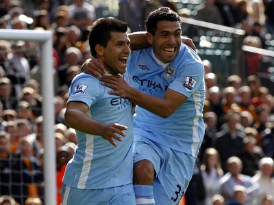 Bungkam Wolves, City Dekati MU