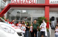 Kegiatan tersebut melibatkan 10 mobil Sirion dengan menempuh rute di sekitar Tangerang Selatan dan Jakarta Selatan. (dok. Daihatsu).