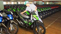 Warna ini diharapkan dapat memberikan tampilan lebih dinamis pada tipe spoke wheel dan kesan racing pada tipe casting wheel. (dok AHM)