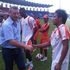 Misha Radovic Tangani Persisam