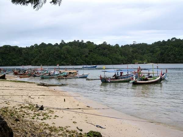 Sendang Biru Satu Lagi Pantai Cantik Di Malang