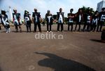 Belasan Pendemo Sambut Hari Buruh