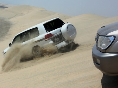 SUV Penakluk Gurun