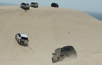 Meski tandus, gurun sudah menjadi tempat favorit untuk berwisata di negeri Timur Tengah seperti Qatar. (dok. Ahmad Muhibbuddin)