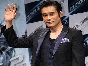 Lee Byung Hun dan Ahn Sung Ki Masuk Hollywood Walk Of Fame