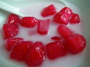 Si Merah Delima yang Cantik Renyah