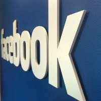 Sibuk Akuisisi, IPO Facebook Terancam Molor