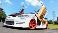 Mobil Honda Civic F01 milik Billy Saputra ini tampak mentereng.