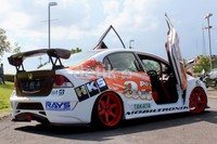 Tubuh mobil itu disokong oleh pelek TE37 GTR Spec yang dilapisi tapak karet dari Achilles berukuran 235/35 di depan dan 245/35 di belakang dengan ukuran lingkar roda 19 inchi.