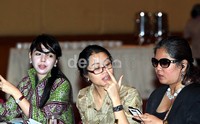 Para peserta calon anggota Komnas HAM 2012-2017 dibagi empat kelompok dalam uji publik. Satu kelompok terdiri 15 calon anggota.