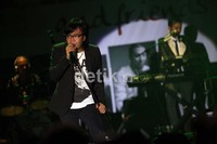 Wong Alas, sebutan bagi para penggemar musik Ari Lasso itu sangat menikmati konser intim yang digelarnya itu.