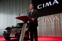 Dengan kembali memproduksi mobil mewah tersebut, Nissan berharap bisa mengambil sedikit pasar yang selama ini dicicipi oleh merek-merek mewah seperti Lexus, Mercedes-Benz dan BMW. (Dok Nissan).