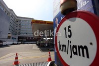 Menurut Kepala Bidang Informasi Publik Pemprov DKI Jakarta, Cucu Ahmad, penyegelan yang dilakukan oleh Pemprov DKI Jakarta adalah untuk melindungi konsumen. Sebab, ia menjelaskan, peralatan SPBU yang tidak memperpanjang masa izinnya belum di cek ulang kelayakannya.