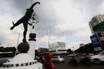 Misteri Patung Hermes di Tengah Harmoni