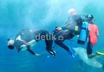 Serunya Bermain Teater Dalam Air