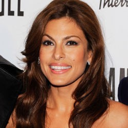 Mau Punya Kulit Semulus Eva Mendes?
