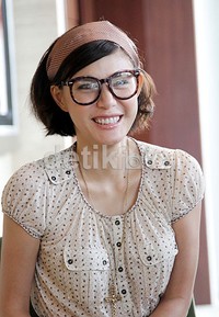 Film tersebut dijadwalkan tayang di bioskop pada tanggal 7 Juni 2012 mendatang.