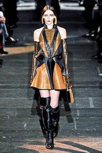 Givenchy, Fall/Winter 2012. Paris Fashion Week 2012. [dok. Givenchy]