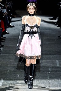 Givenchy, Fall/Winter 2012. Paris Fashion Week 2012. [dok. Givenchy]