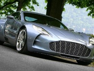 Mobil Super Aston Martin Sold Out
