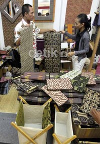 Produk hasil daur ulang ini pun sudah sampai penjualannya ke pasar Benua Eropa