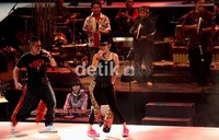 Pada pertengahan tahun lalu, Kill The DJ dan Soimah beserta Jogja Hiphop Foundation berhasil menggelar konsernya di New York.