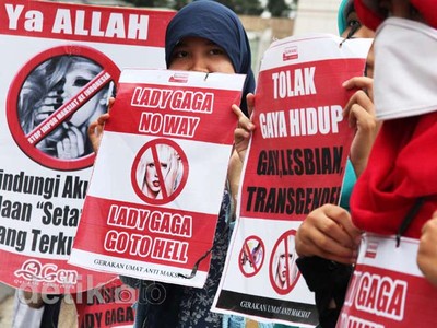 FPI Cs Berdemo Tolak Konser Lady Gaga