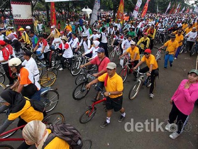 15.000 Pesepeda Membelah Jakarta