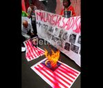 Buntut 3 TKI Tewas, Bendera Malaysia Dibakar