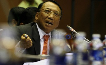 Jero Wacik: Pembatasan BBM di Awal Mei, Batal!