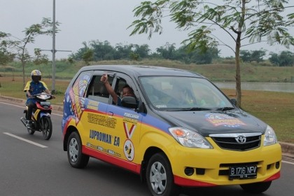 Pecahkan Rekor MURI, Mobil dan Motor Jalan 8 Jam Tanpa Oli