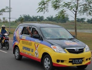 Pecahkan Rekor MURI, Mobil dan Motor Jalan 8 Jam Tanpa Oli