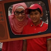 Cara Berliana Febrianti Mendidik Anak Lelaki ABG