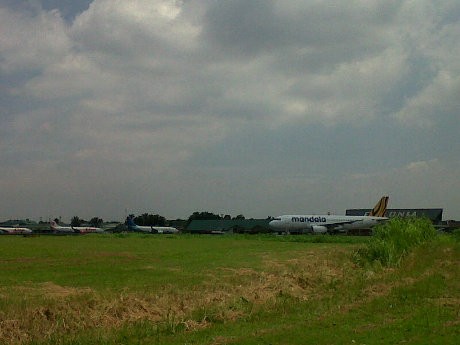 Dikepung Ribuan Pendemo, Operasional Bandara Polonia Normal