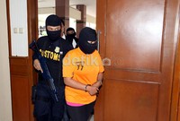 Tersangka dan barang bukti diserahkan kepada Penyidik Badan Narkotika Nasional (BNN), untuk pengembangan lebih lanjut.