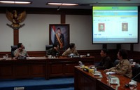 Tiga bulan target penyelesaian ini, kata Gamawan, lebih cepat dibanding target semula yang menghendaki e-KTP secara nasional selesai bulan Desember tahun ini. (Humas Kemendagri).