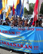 Buruh Yogyakarta Turun ke Jalan